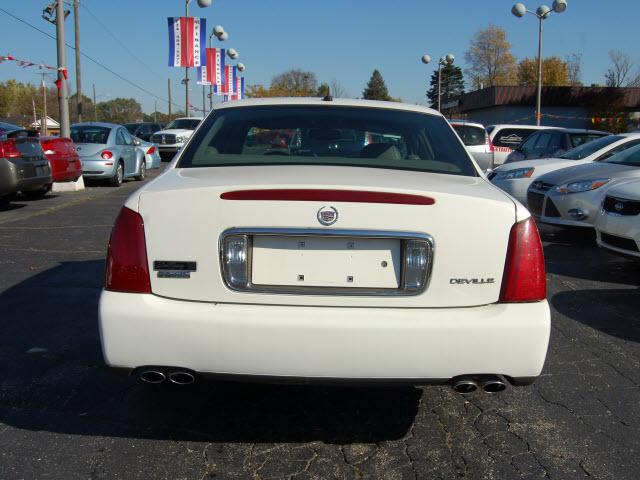 2005 Cadillac Deville Unknown