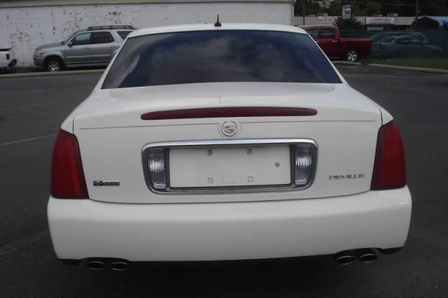 2005 Cadillac Deville Unknown