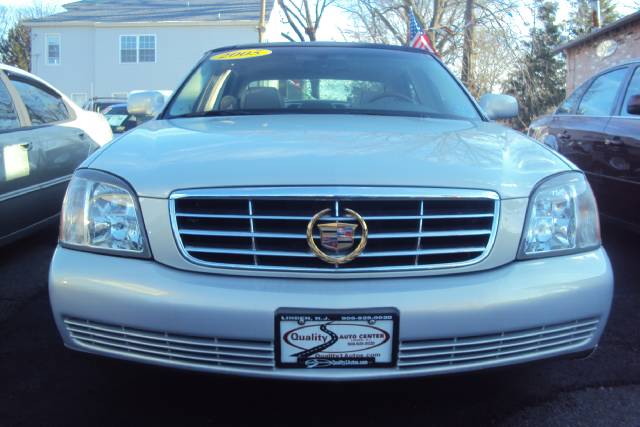 2005 Cadillac Deville Base