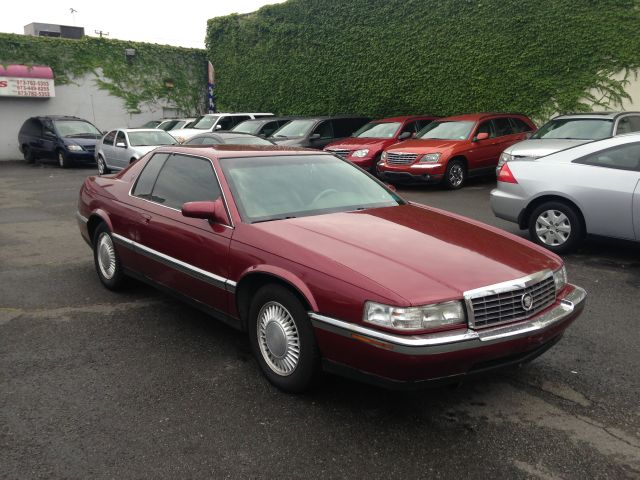 1994 Cadillac Eldorado 2DR REG 135wb 4