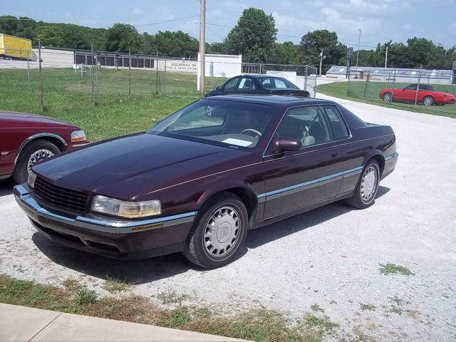 1994 Cadillac Eldorado 5DR 7-pass VAN I4 FWD