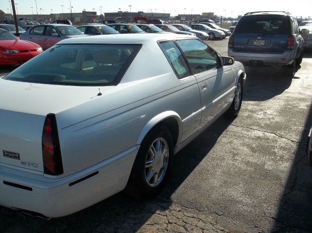 1999 Cadillac Eldorado 5DR 7-pass VAN I4 FWD