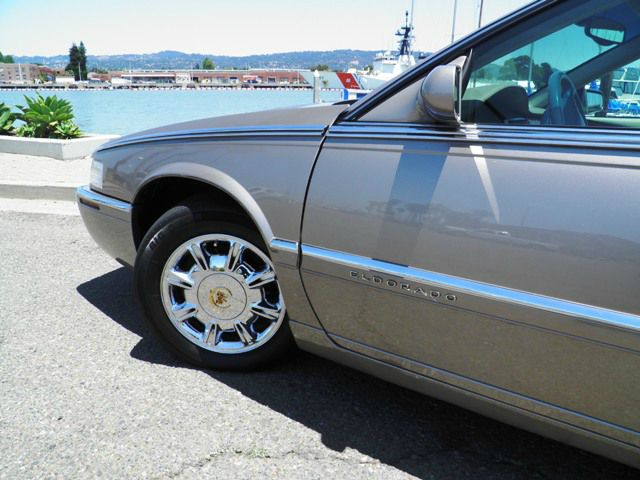 1999 Cadillac Eldorado Base