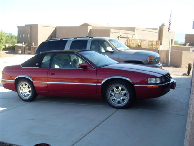 1999 Cadillac Eldorado Grand Touring AWD SUV