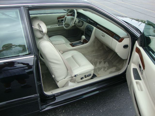 2000 Cadillac Eldorado 5DR 7-pass VAN I4 FWD