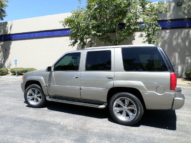 1999 Cadillac Escalade Ram 3500 Diesel 2-WD