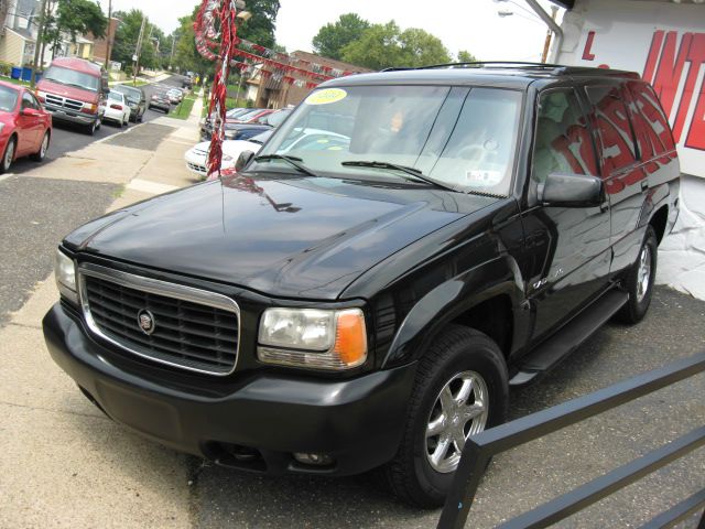 1999 Cadillac Escalade Ram 3500 Diesel 2-WD