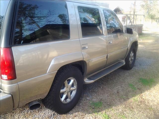 1999 Cadillac Escalade Unknown