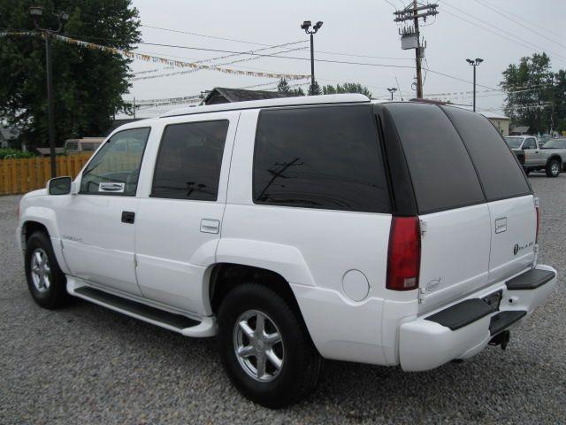 2000 Cadillac Escalade Ram 3500 Diesel 2-WD