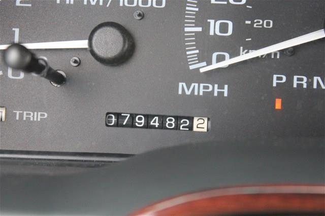 2000 Cadillac Escalade Unknown