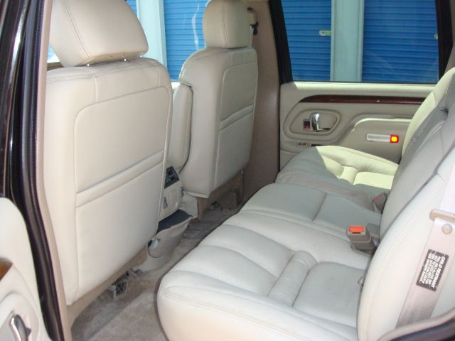 2000 Cadillac Escalade Ram 3500 Diesel 2-WD