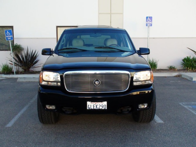 2000 Cadillac Escalade Ram 3500 Diesel 2-WD