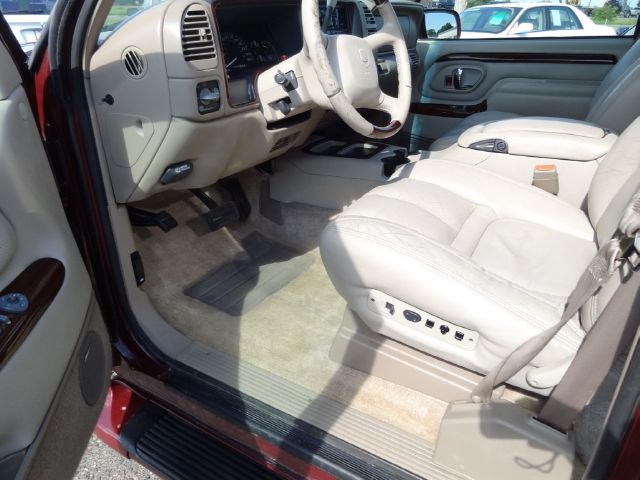 2000 Cadillac Escalade Ram 3500 Diesel 2-WD