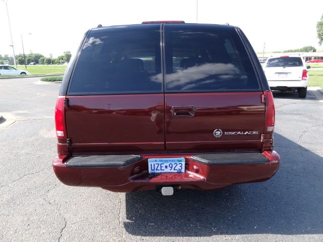 2000 Cadillac Escalade Ram 3500 Diesel 2-WD