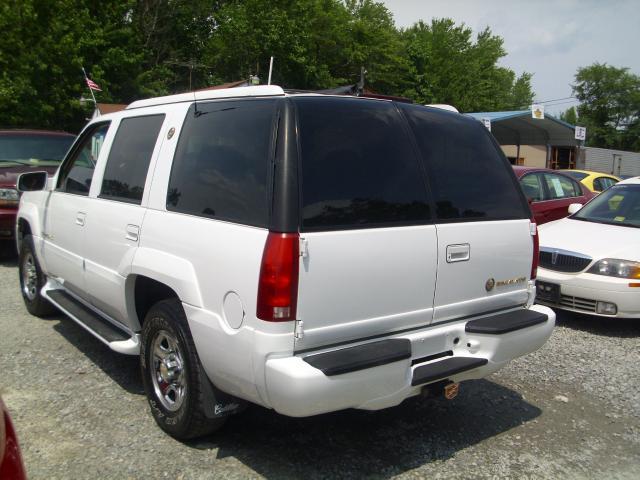 2000 Cadillac Escalade Ram 3500 Diesel 2-WD