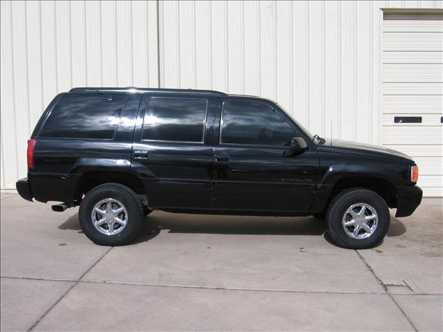 2000 Cadillac Escalade Ram 3500 Diesel 2-WD