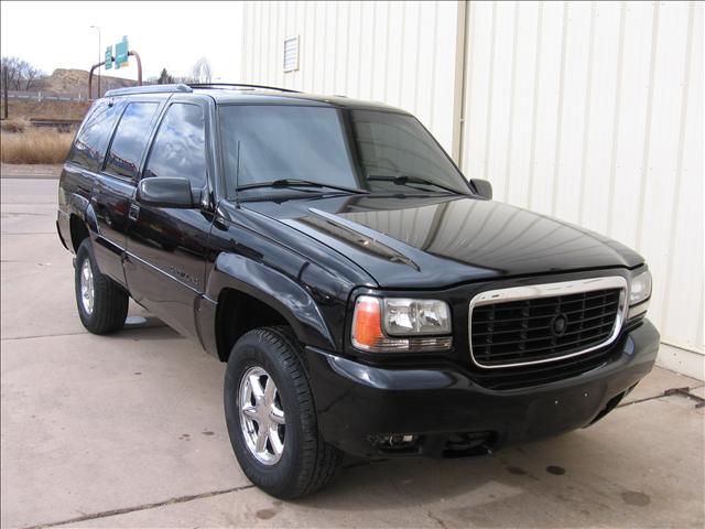 2000 Cadillac Escalade Ram 3500 Diesel 2-WD