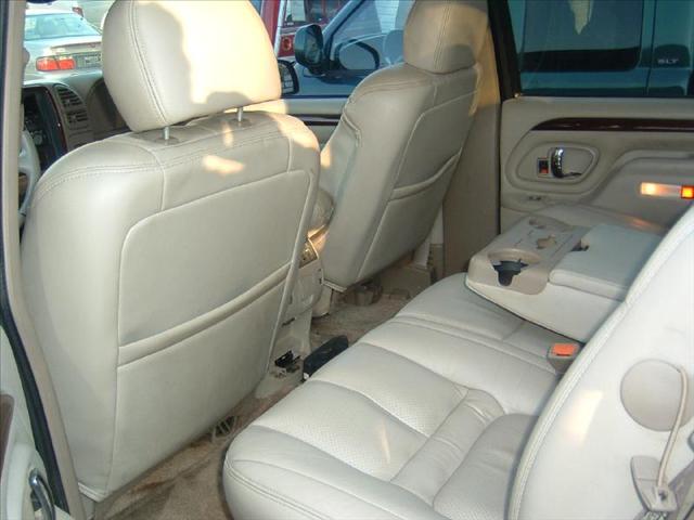 2000 Cadillac Escalade Unknown