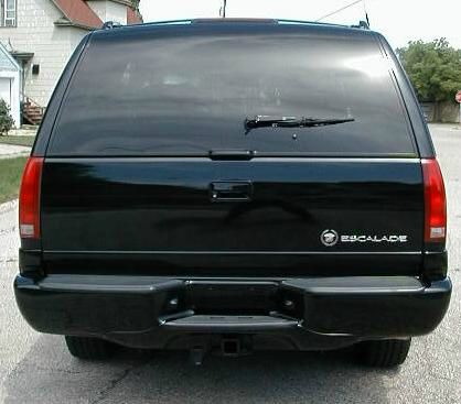 2000 Cadillac Escalade Ram 3500 Diesel 2-WD