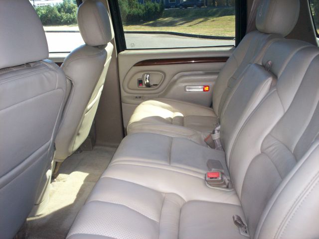 2000 Cadillac Escalade Ram 3500 Diesel 2-WD