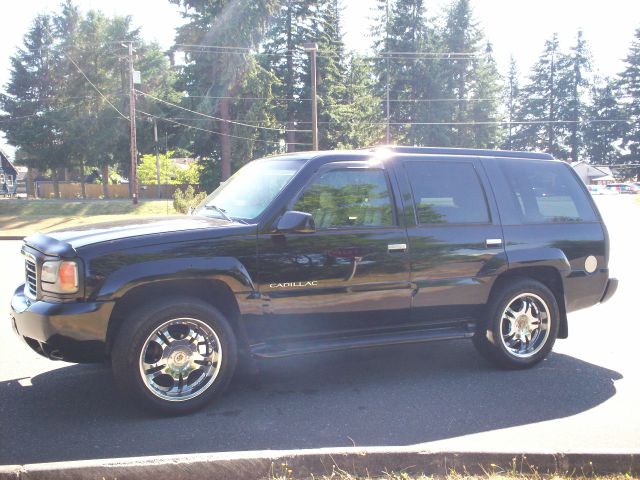 2000 Cadillac Escalade Ram 3500 Diesel 2-WD