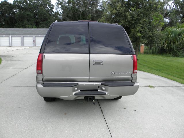 2000 Cadillac Escalade Ram 3500 Diesel 2-WD