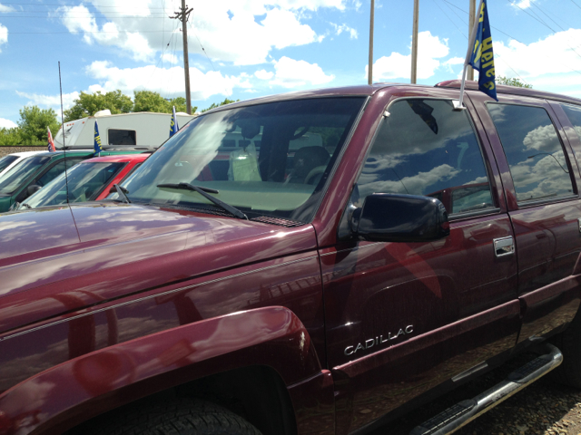 2000 Cadillac Escalade Unknown