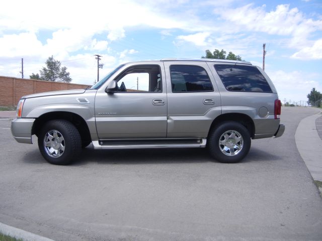 2002 Cadillac Escalade EX - DUAL Power Doors