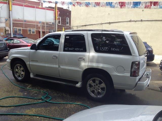 2002 Cadillac Escalade GT Premium 2-doors