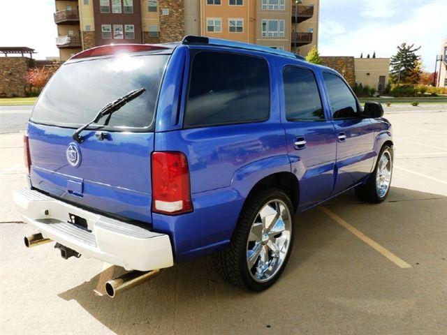 2002 Cadillac Escalade 323ci