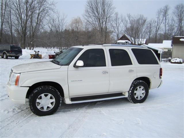 2002 Cadillac Escalade Unknown