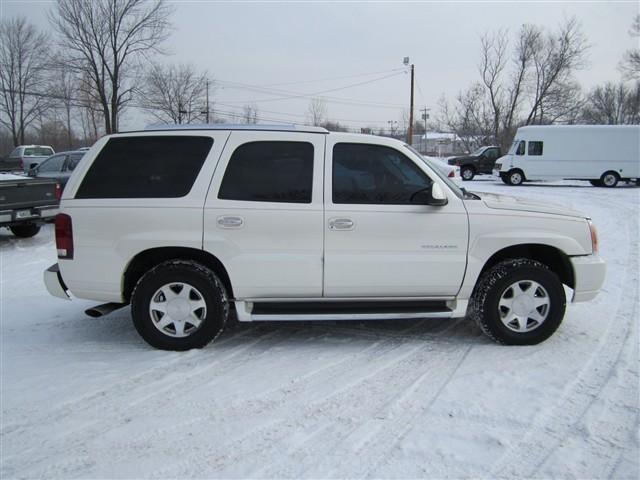 2002 Cadillac Escalade Unknown