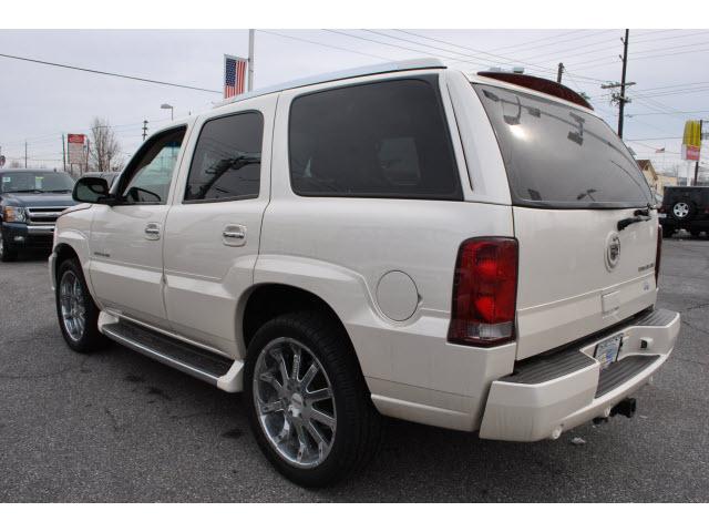 2002 Cadillac Escalade XLE AWD Van