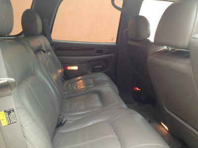 2002 Cadillac Escalade EX - DUAL Power Doors