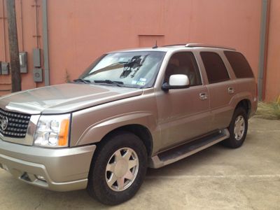 2002 Cadillac Escalade EX - DUAL Power Doors