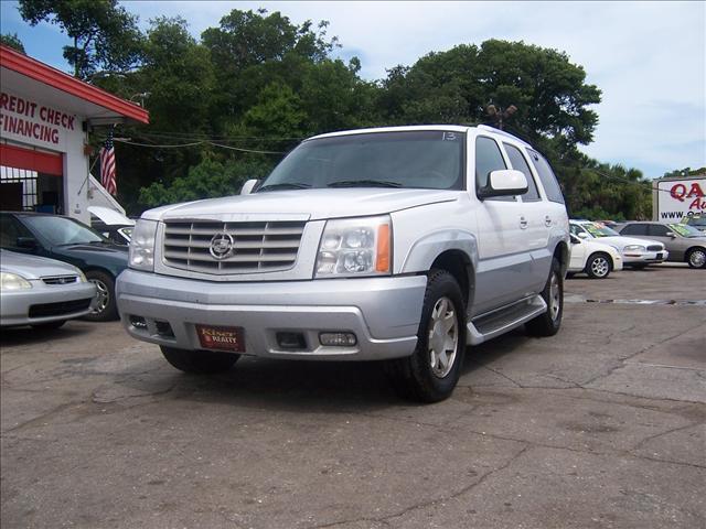 2002 Cadillac Escalade Base