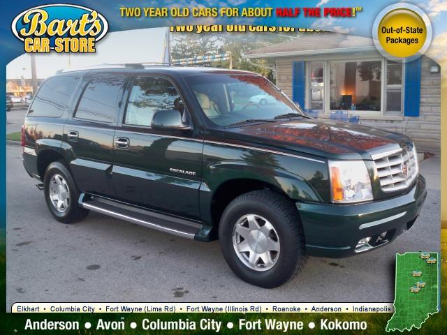 2002 Cadillac Escalade Base