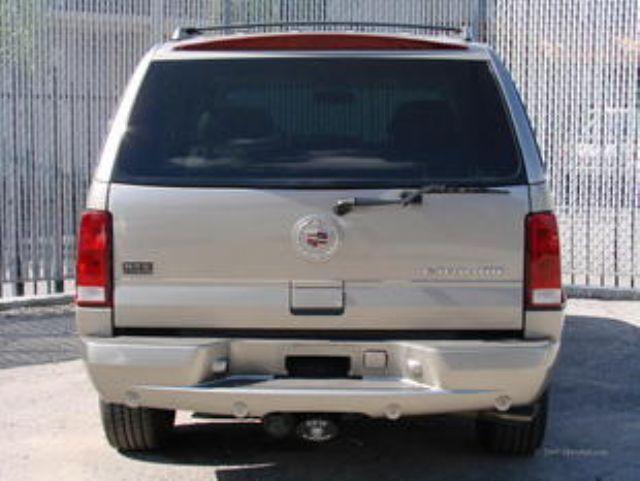 2002 Cadillac Escalade Unknown