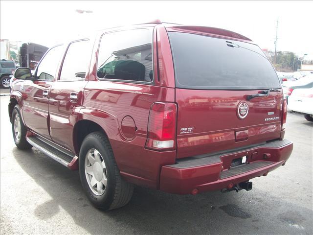 2002 Cadillac Escalade SE CREW CAB V8 AT