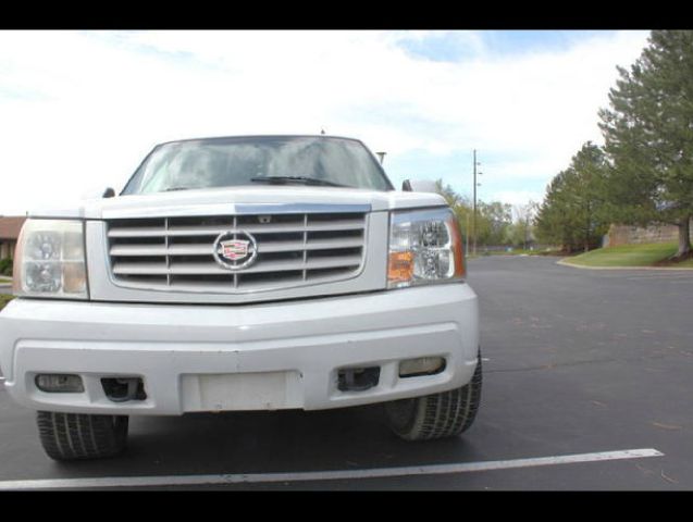 2002 Cadillac Escalade EX - DUAL Power Doors