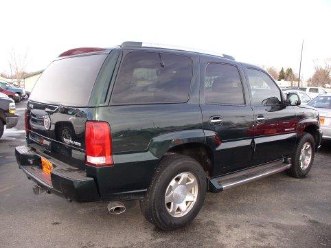 2002 Cadillac Escalade Base