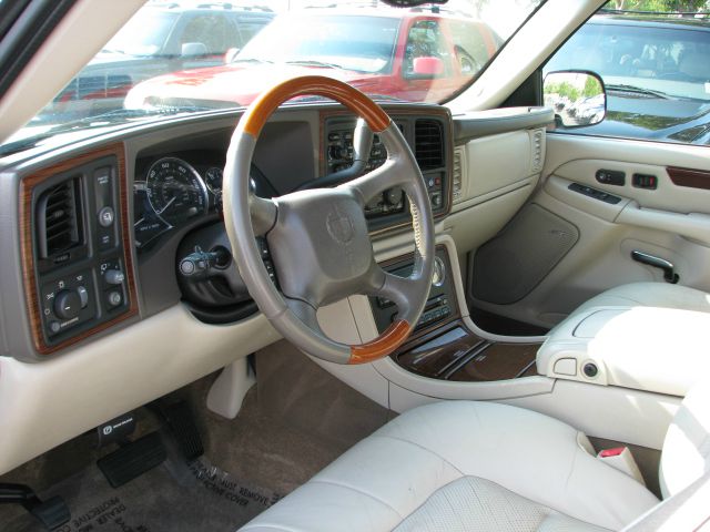 2002 Cadillac Escalade EX - DUAL Power Doors