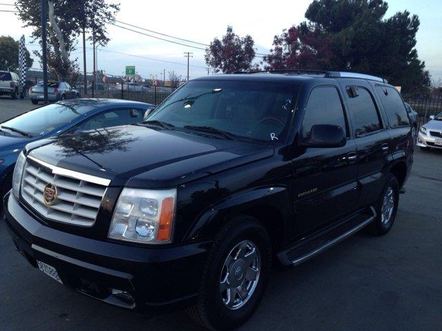 2002 Cadillac Escalade 2 Dr SC2 Coupe