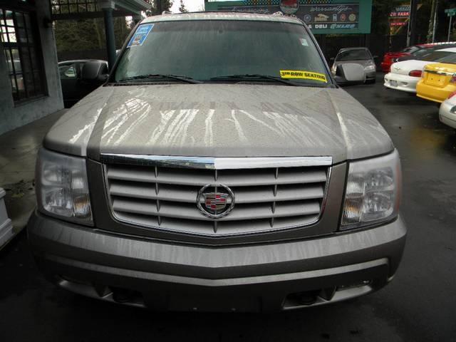 2002 Cadillac Escalade Unknown