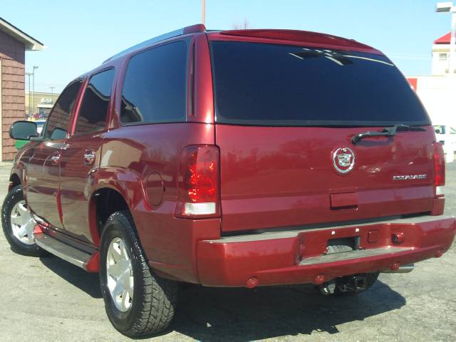 2002 Cadillac Escalade Unknown