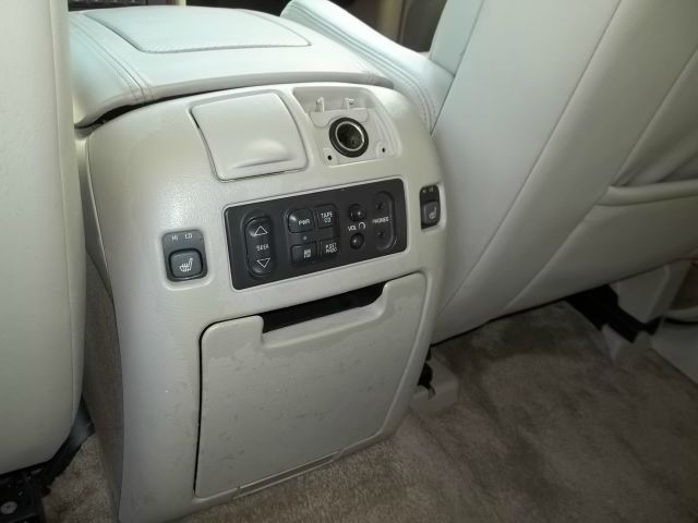 2002 Cadillac Escalade EX - DUAL Power Doors