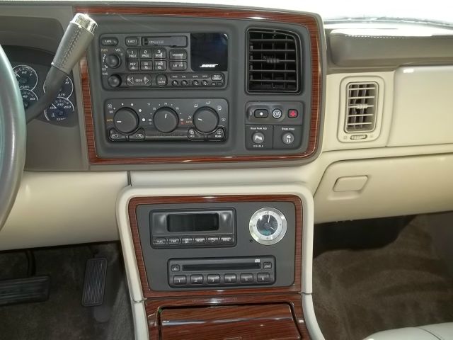 2002 Cadillac Escalade EX - DUAL Power Doors