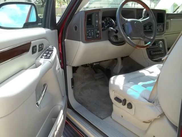 2002 Cadillac Escalade EX - DUAL Power Doors