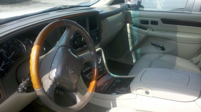 2002 Cadillac Escalade EX - DUAL Power Doors