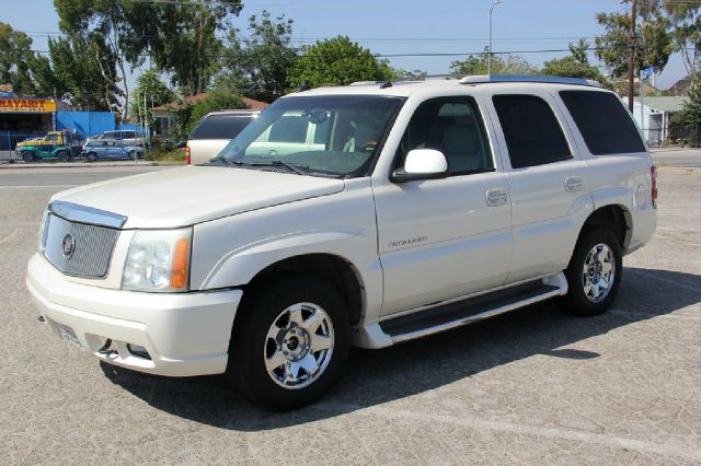 2003 Cadillac Escalade EX - DUAL Power Doors